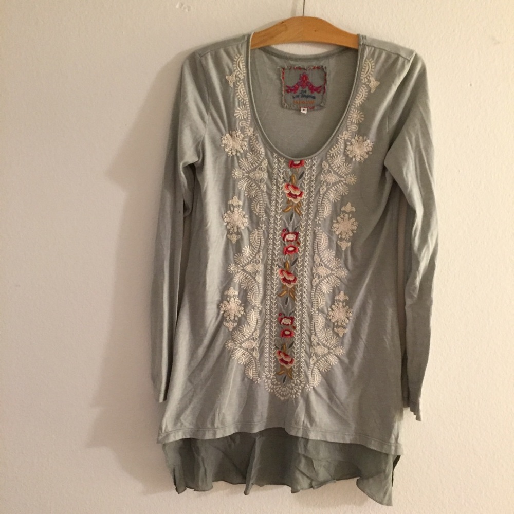 Long sleeve T-shirt